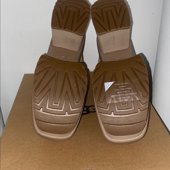 UGG NEW HEIGHTS PLATFORM MINI - Picture 4 of 6